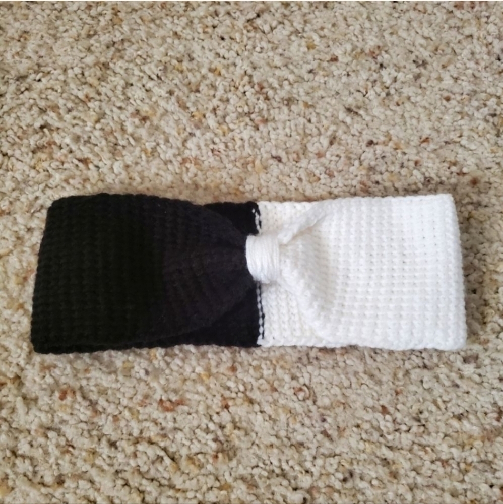 Handmade crochet ear warmer. Hand made, by Me, Crochet ear warmer.